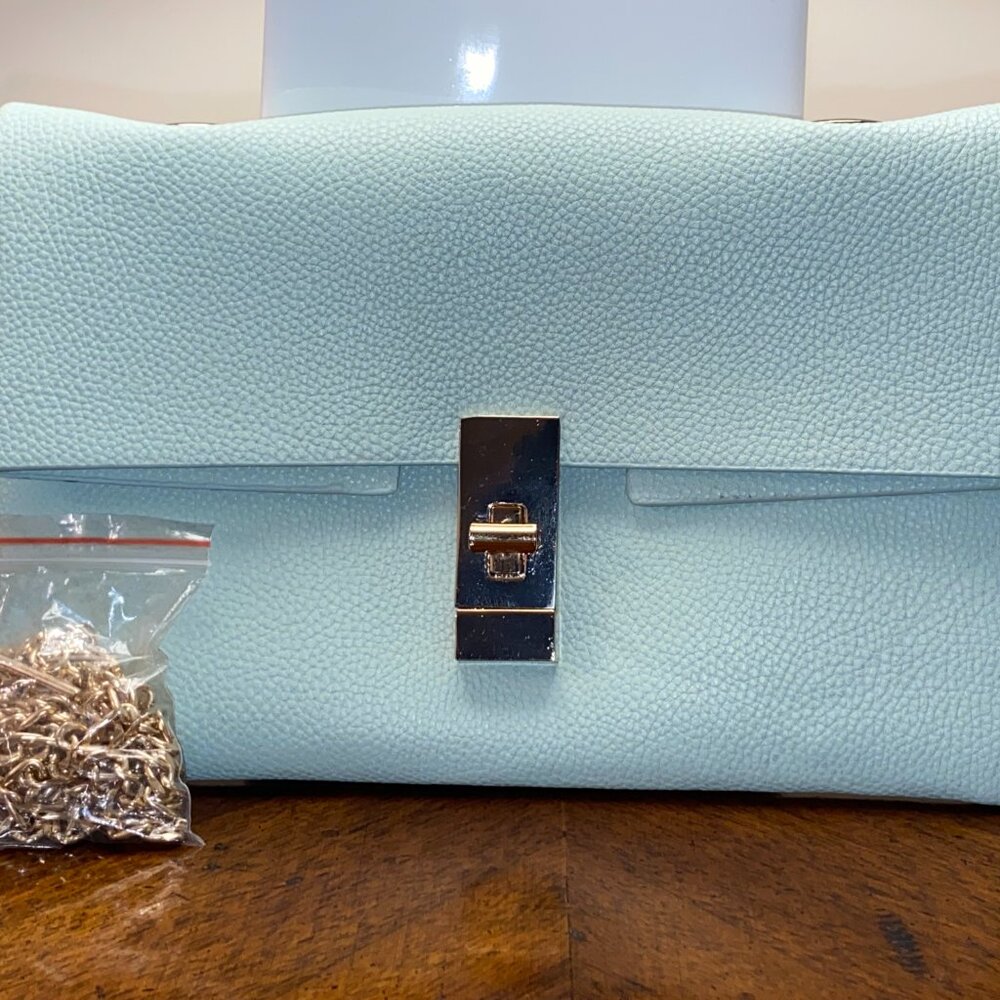 Elegant Mint Clutch/cross body bag with Gold Chain